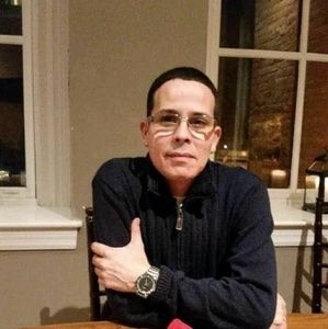 Meet your Posher, Julio